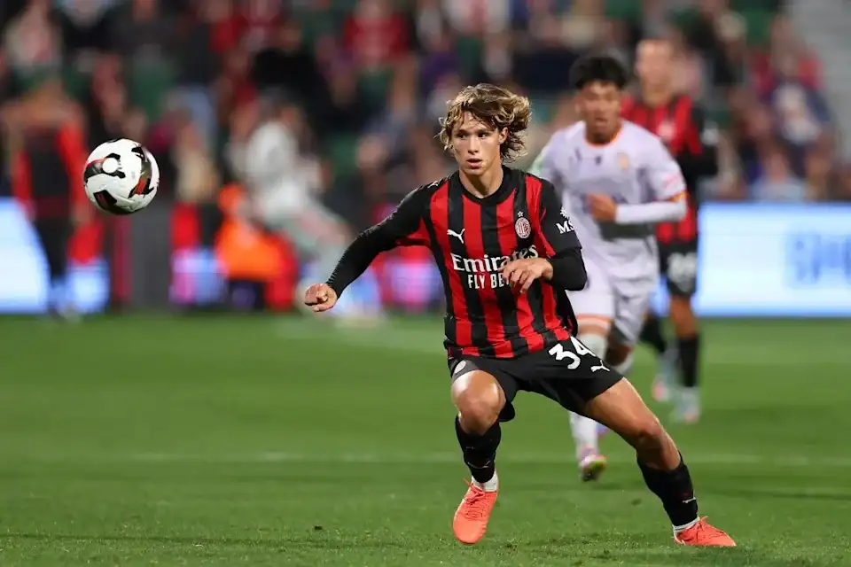 Official AC Milan Confirm Christian Comotto’s Renewal Until 2031 with 1 Option: A Bright Future Ahead