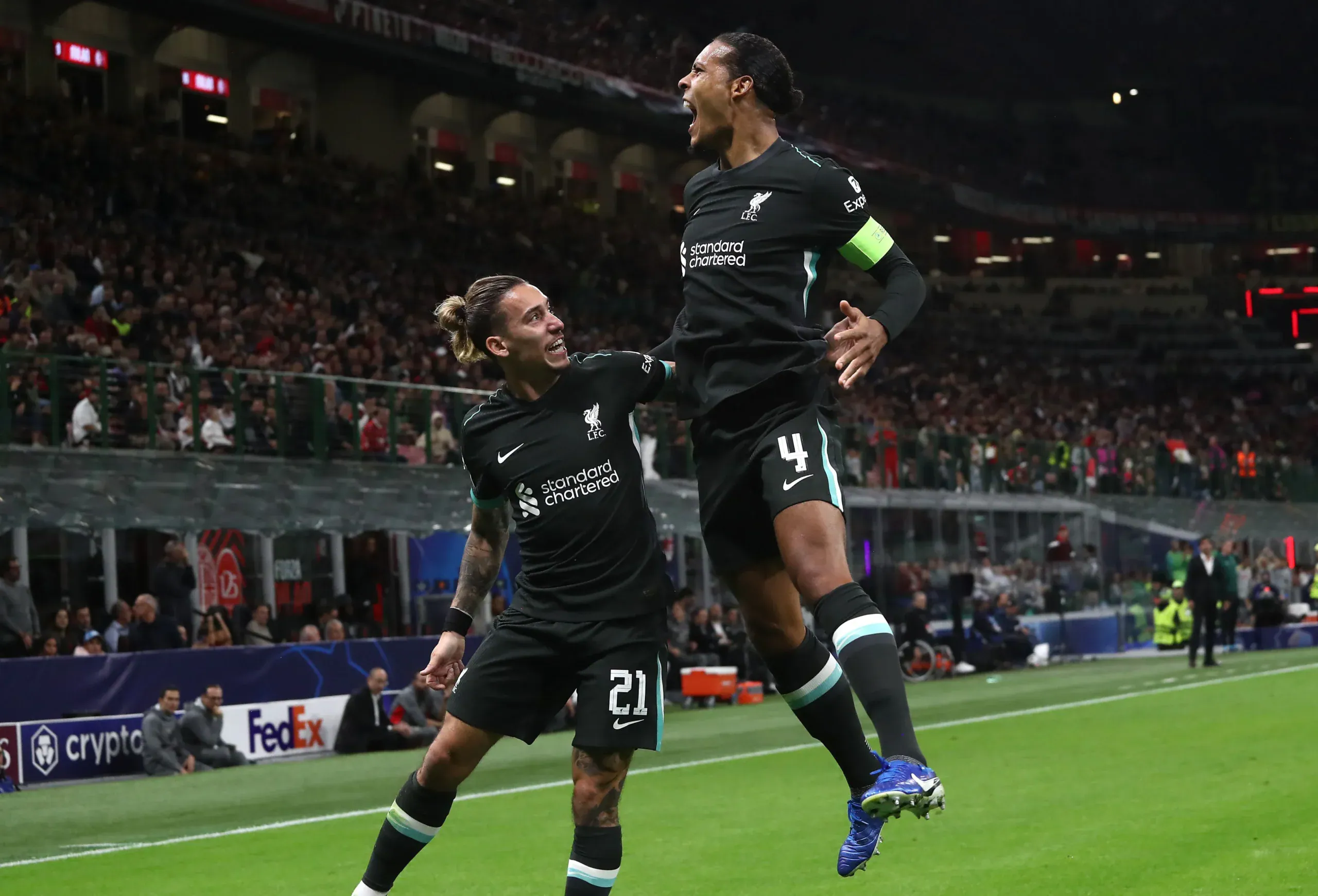 Romano Crushes Milan’s Van Dijk Dream: ‘He Won’t Go Anywhere’