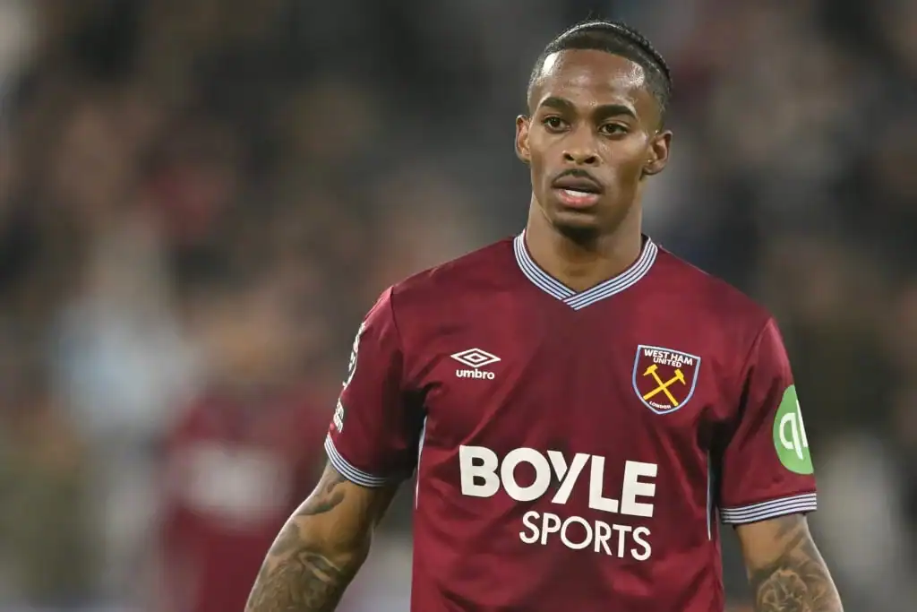 Roma’s €45m Pursuit of Crysencio Summerville Intensifies Amid Aston Villa Competition