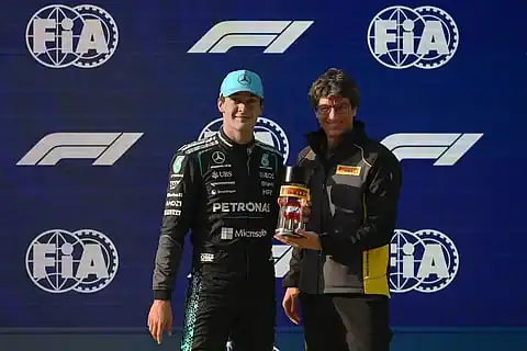 Udinese and Nigeria Keeper Okoye Presents F1 Pole Award to Kimi Antonelli at Silverstone