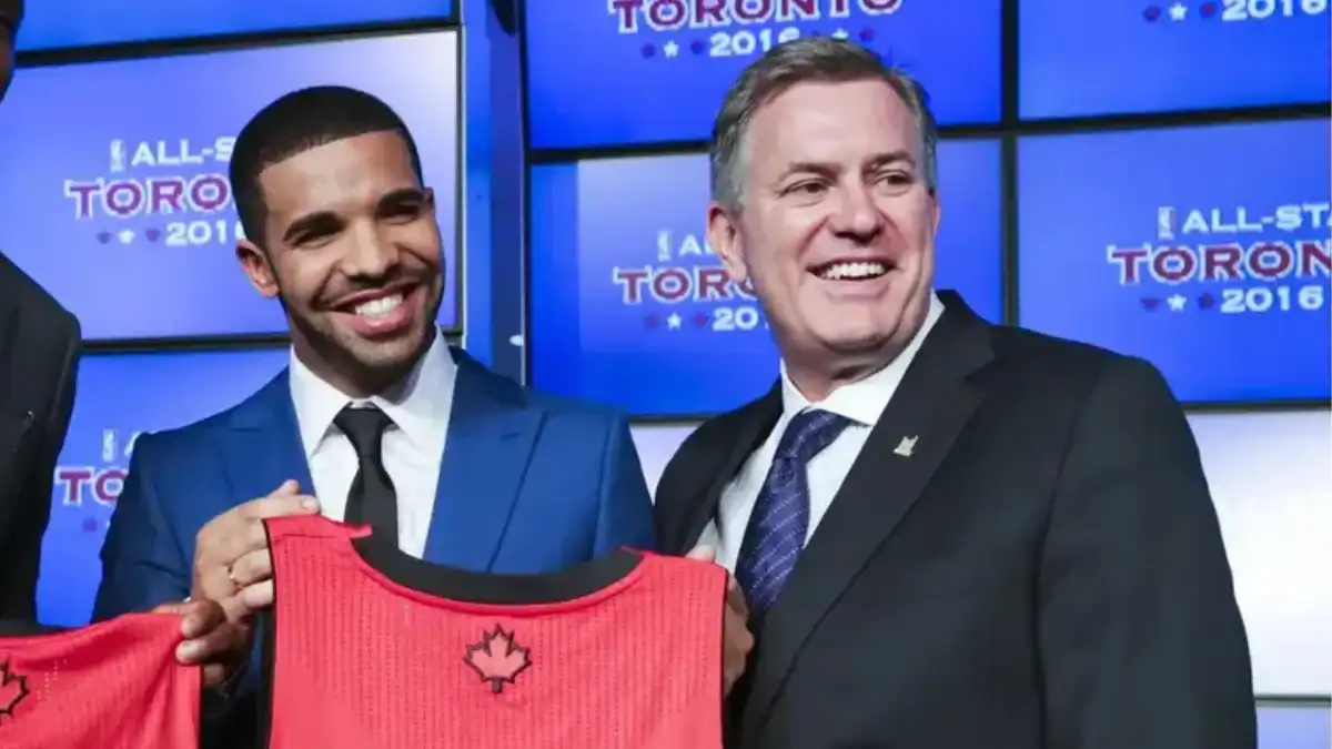 Venezia Owner Leiweke Buys Minority Stake in Bolton Wanderers: A Strategic Investment in Football