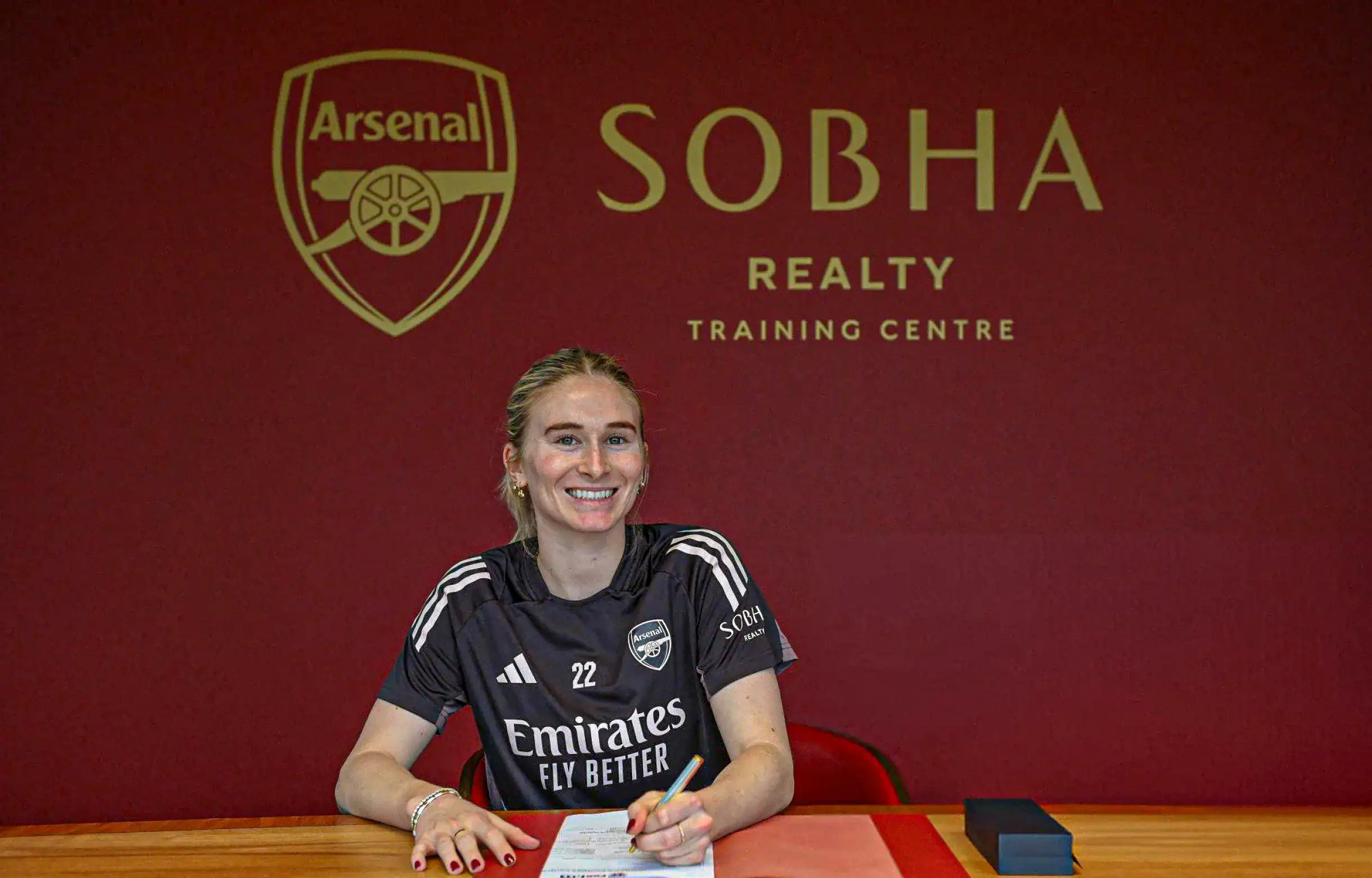 Bay FC Acquires Jenna Nighswonger from Arsenal in Significant Transfer Deal