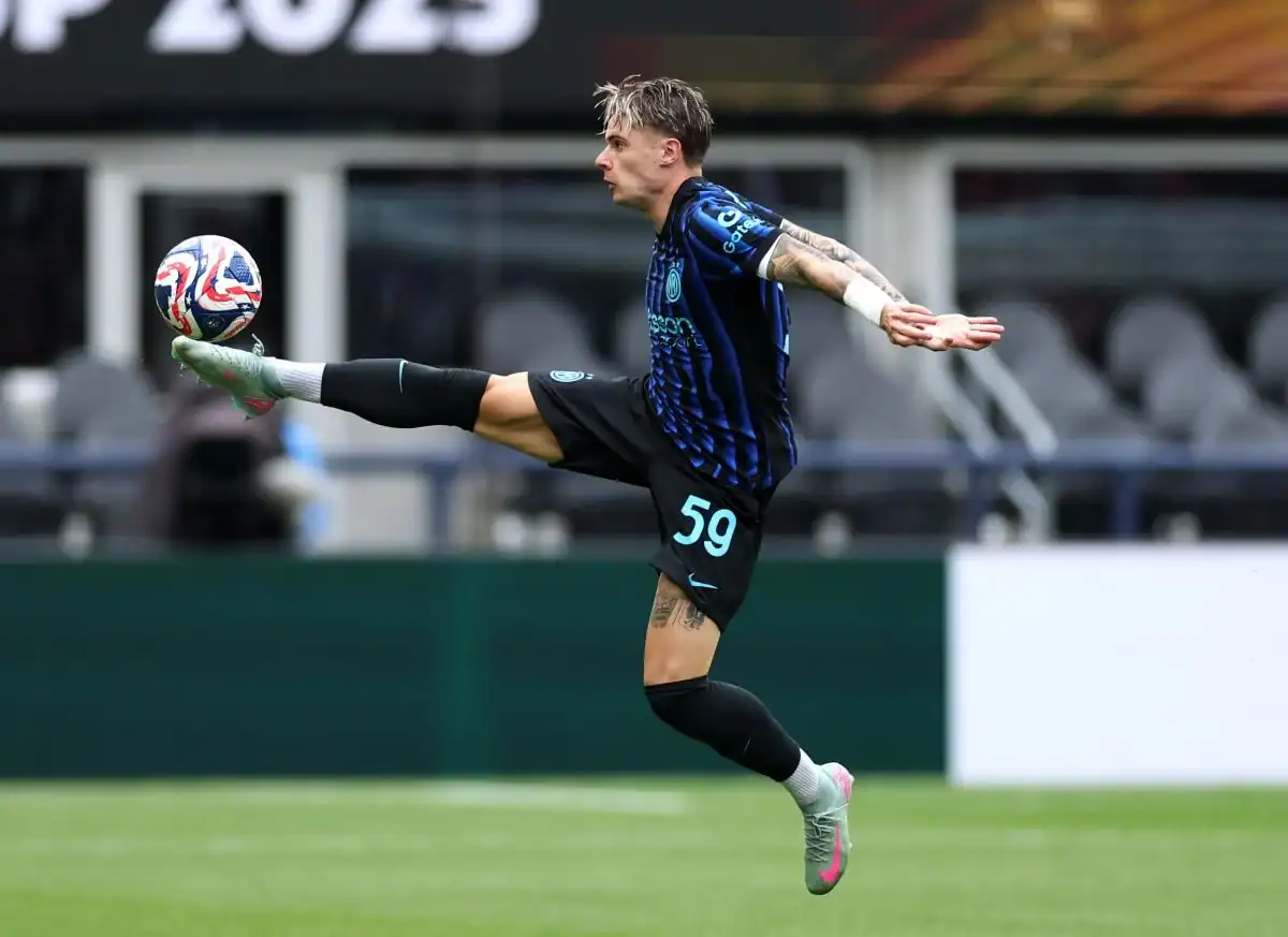 Milan Eye Swoop for Atalanta Winger Zalewski to Reinforce Flanks