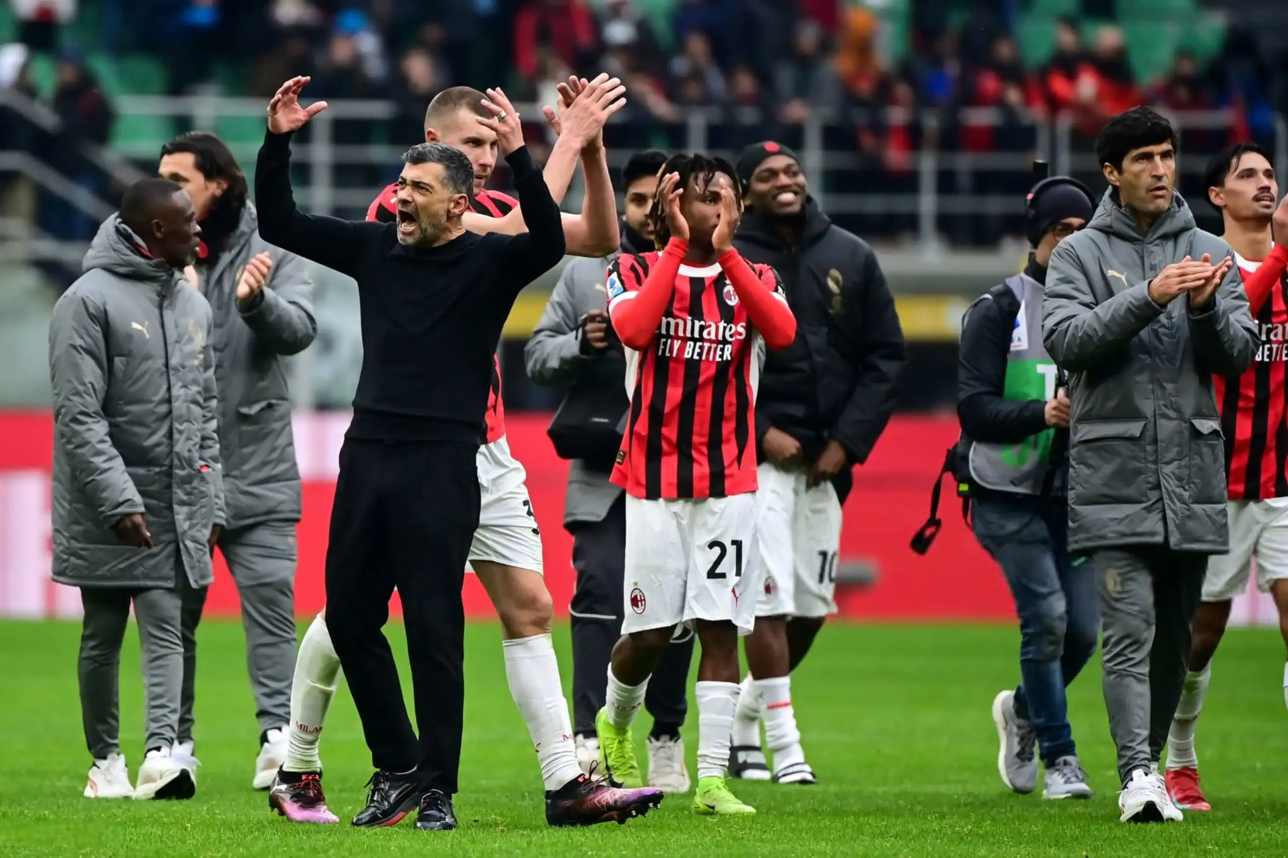 Player Ratings Man Utd 2-4 AC Milan: Several Players Shine in Comeback