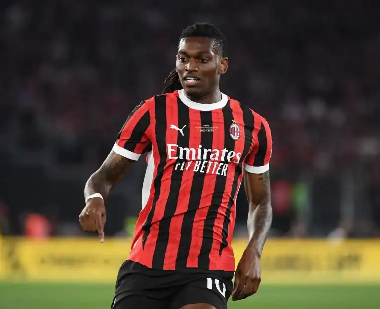 Rafael Leao’s €50m Exit Could Trigger Arsenal Target Bahoya’s Milan Move