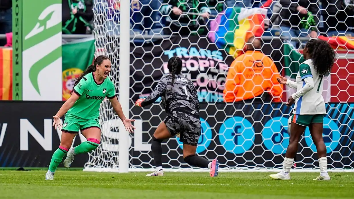 Boston Legacy vs. Denver Summit: Grading the NWSL Expansion Teams’ First Seasons