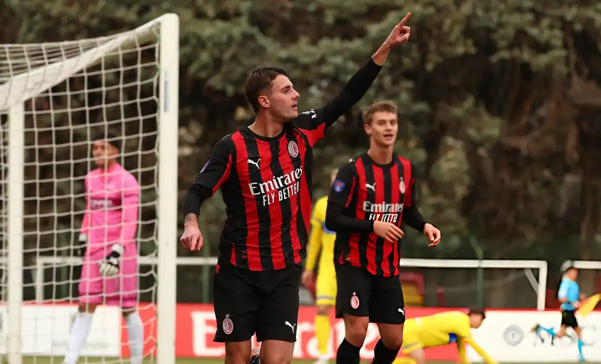 Milan Futuro Secure Futures: Official Riccardo Grassini and Christian Vechiu Sign First Pro Contracts