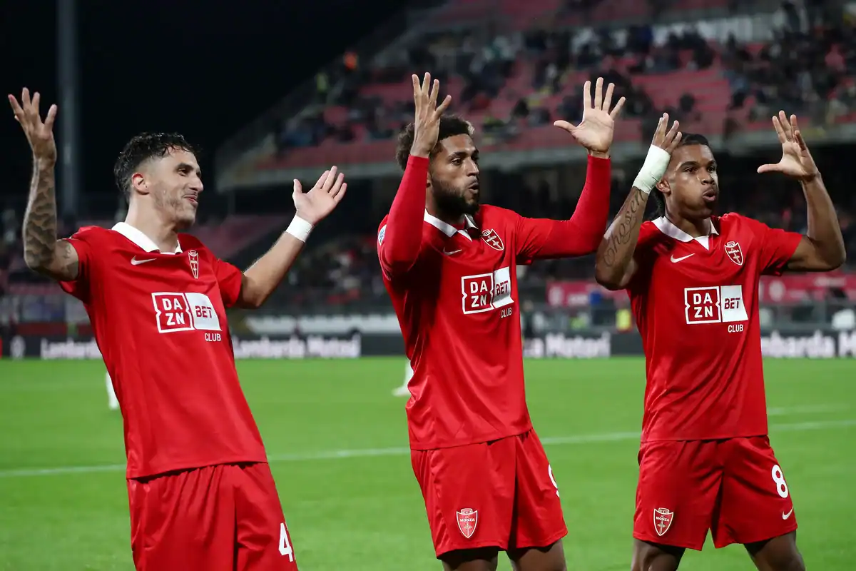 Monza 4-0 Cagliari: Varela Double Ends Isolani’s Unbeaten Run
