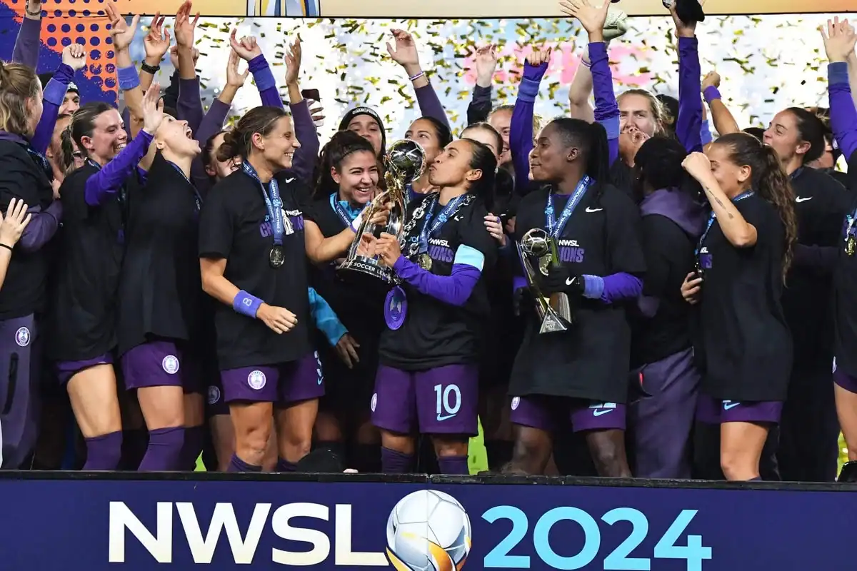 NWSL Decision Day Drama: Records, Trophies and Playoff Spots on the Line