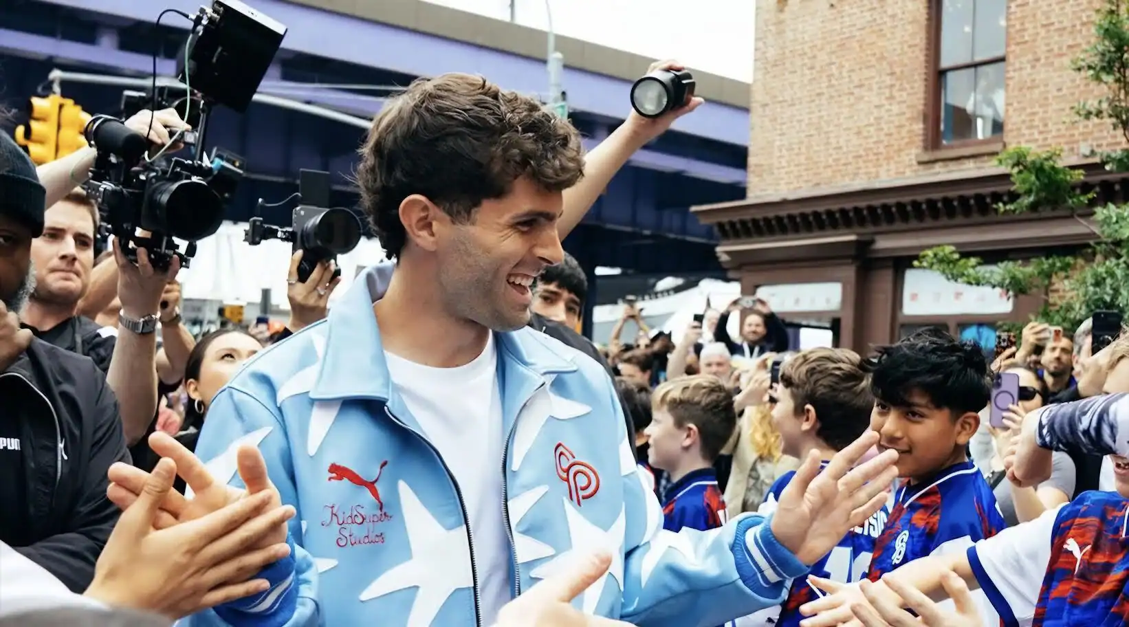 Pulisic Signs New Milan Deal: Captain America Back at the Heart of Amorim’s Project