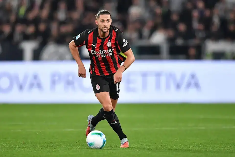 Rabiot Exposes Major Milan Flaw as Amorim’s Disappointment Grows