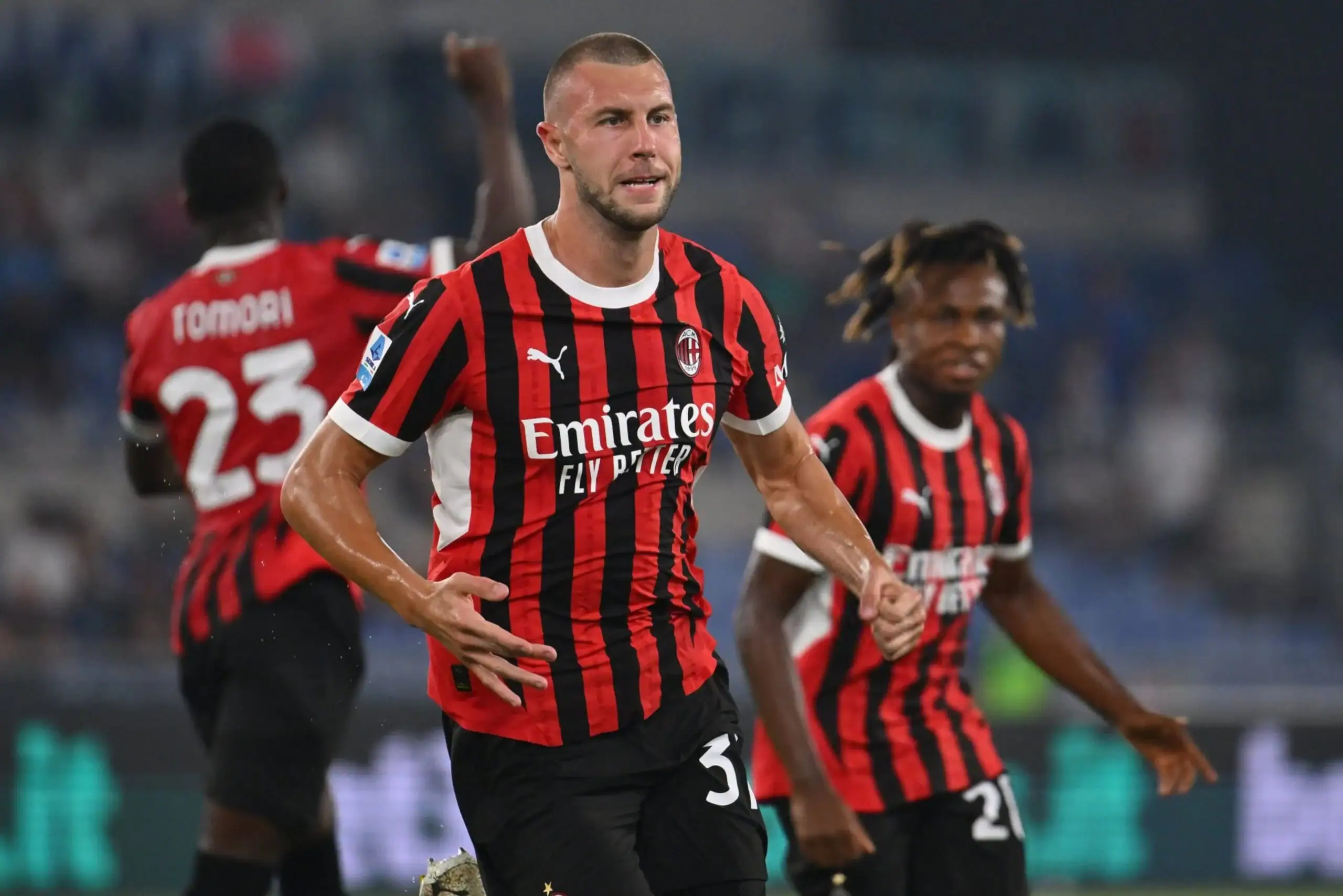 Strahinja Pavlovic Signs New AC Milan Deal: Salary Nearly Doubles to €3m Net as Premier League Interest Rebuffed