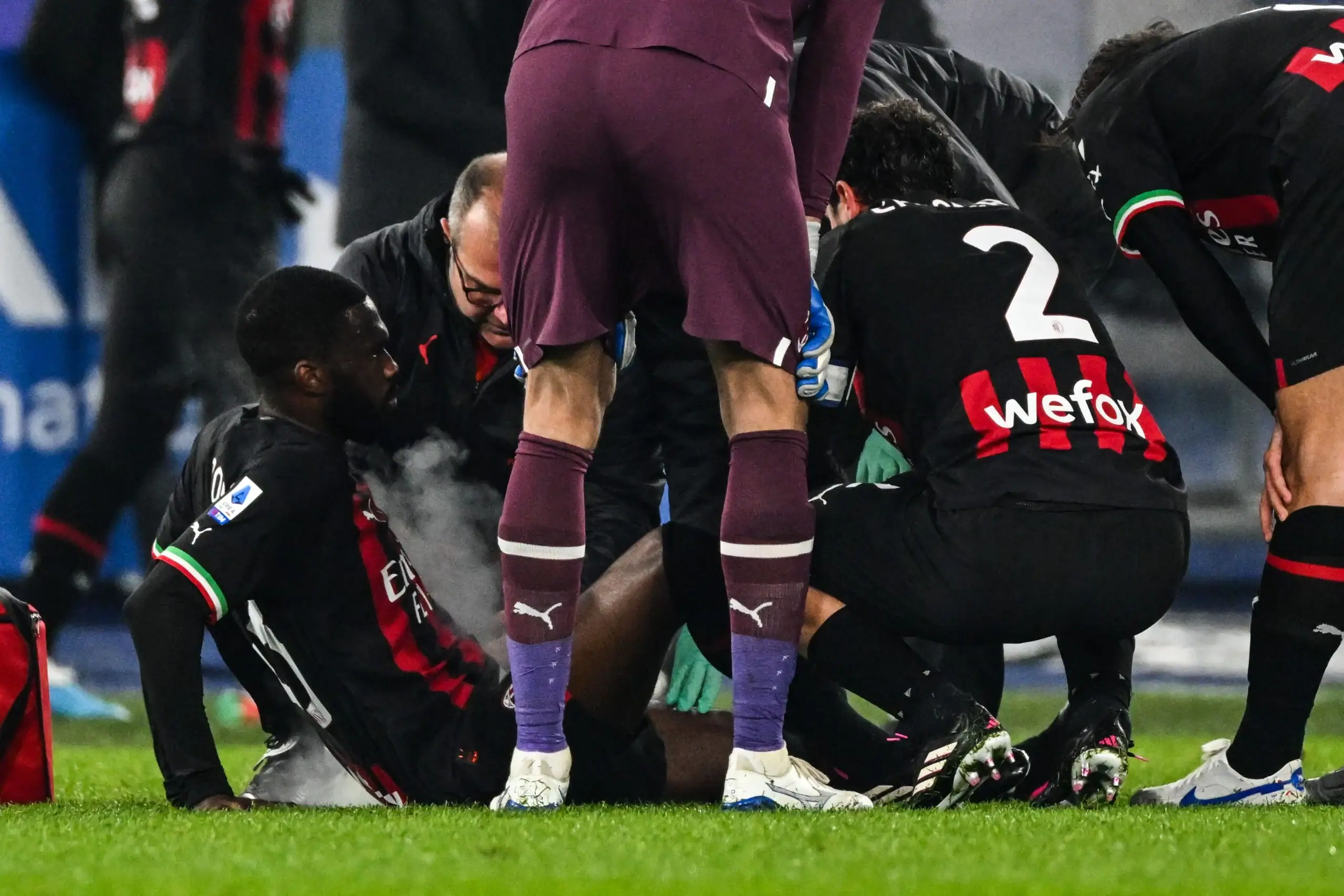Tomori Injury Deepens Milan Crisis Before Crucial Derby Against Inter