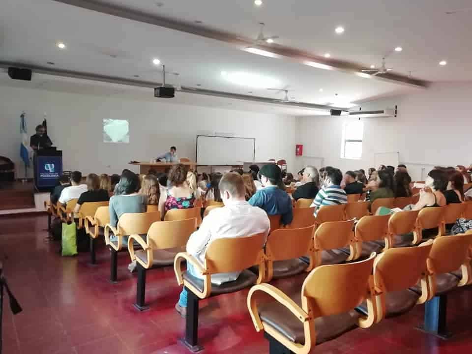Sonu Shamdasani Universidad Nacional de Córdoba
