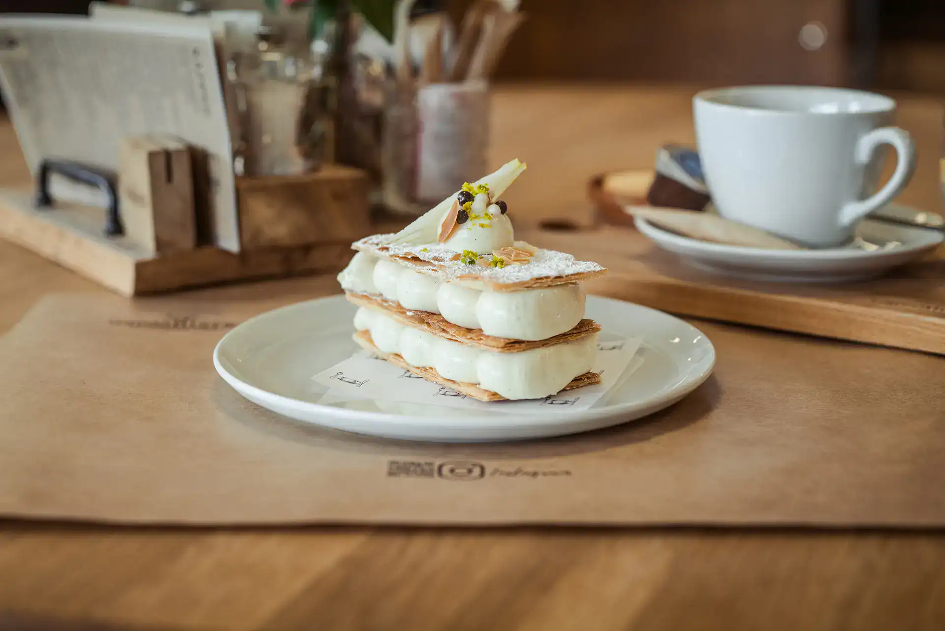 Cremeschnitte im GnussBistro Münsingen