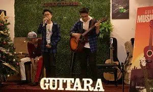 học viên guitara biểu diễn tại music fest 2019