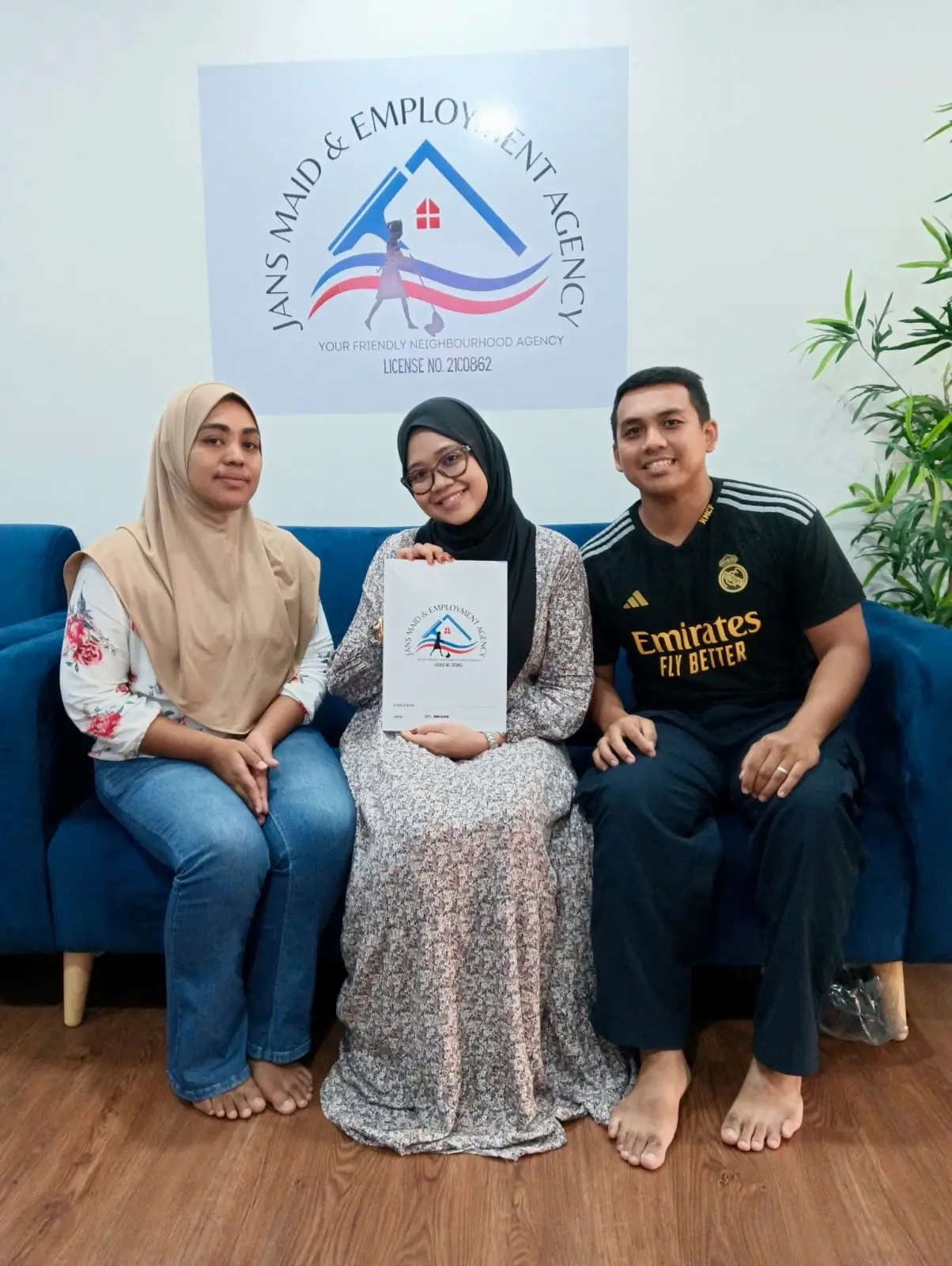 Satisfied employer holding a testimonial certificate