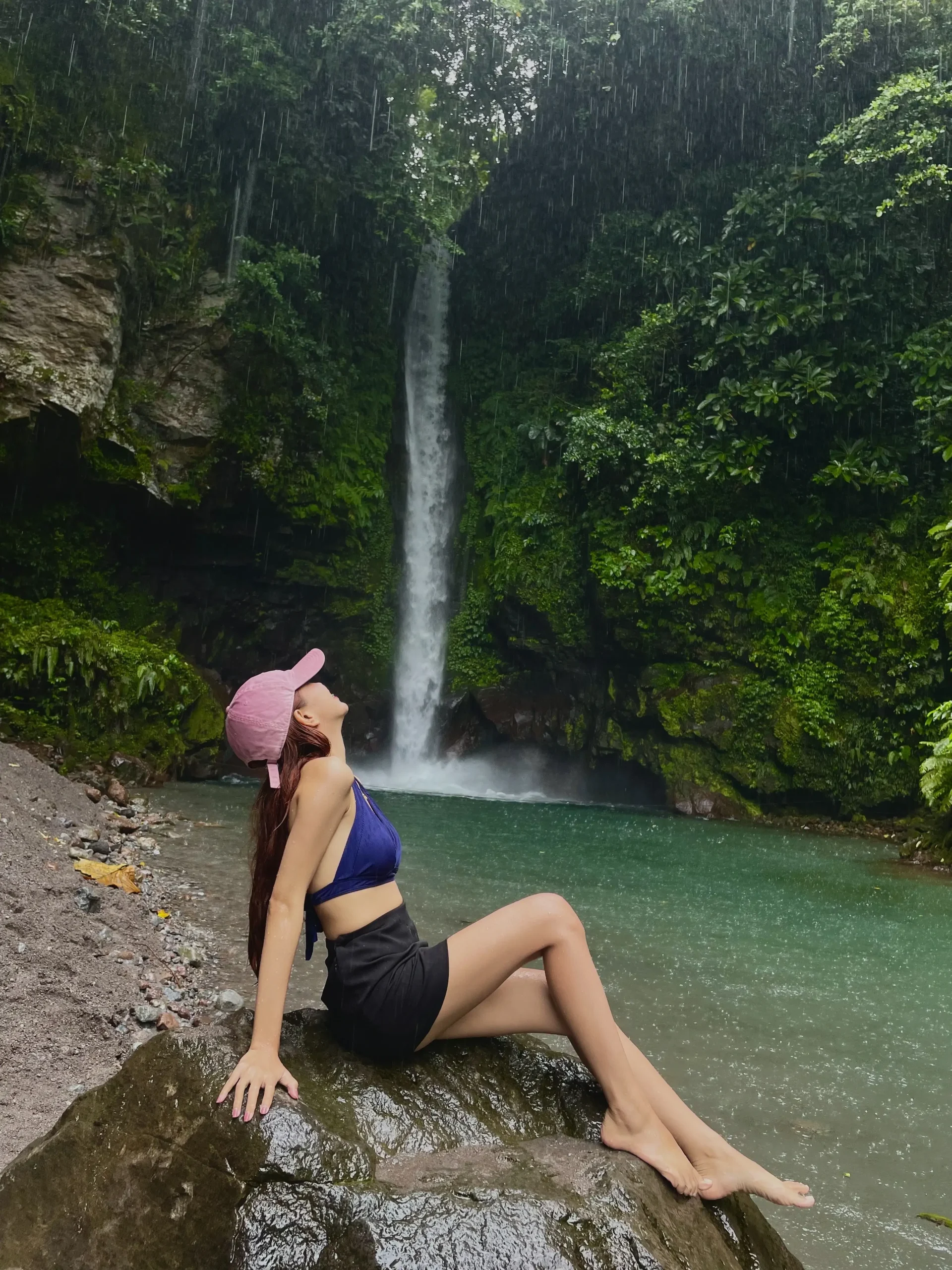 beautiful-shot-of-my-gf-at-tuasan-falls