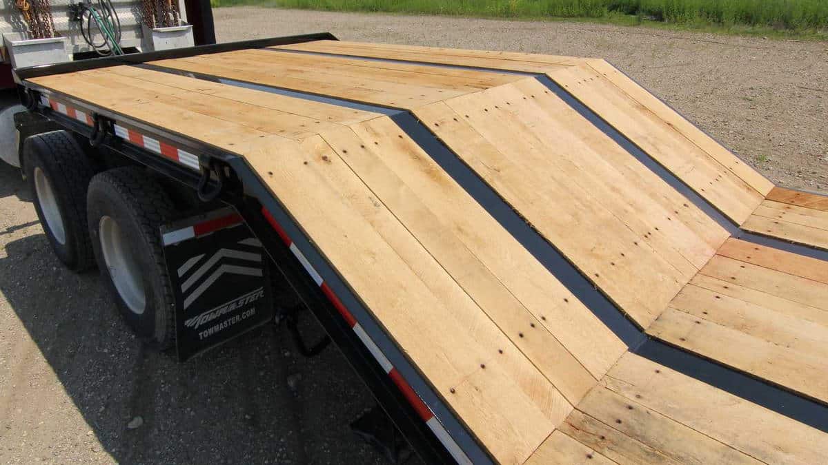 Browse Specs and more for the T-50RG | 70RG Rigid Gooseneck Trailer - KC Bobcat