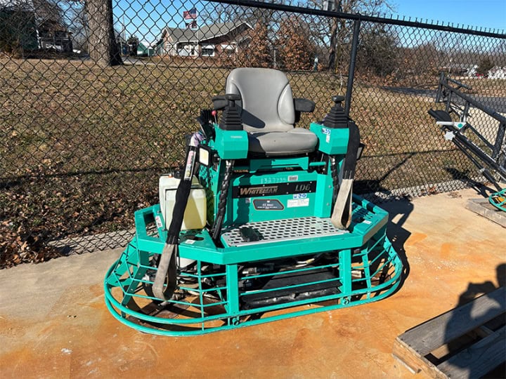 Buy a Used 2023 LD6SL 6′ RIDING TROWEL - KC Bobcat