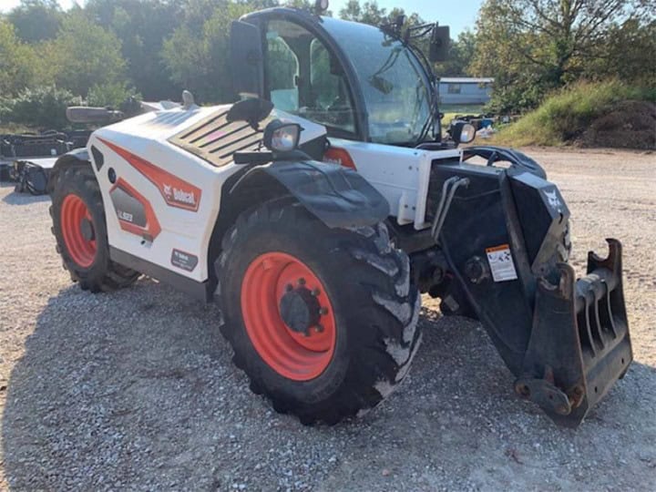 Buy a Used 2022 TL923 VERSAHANDLER - KC Bobcat