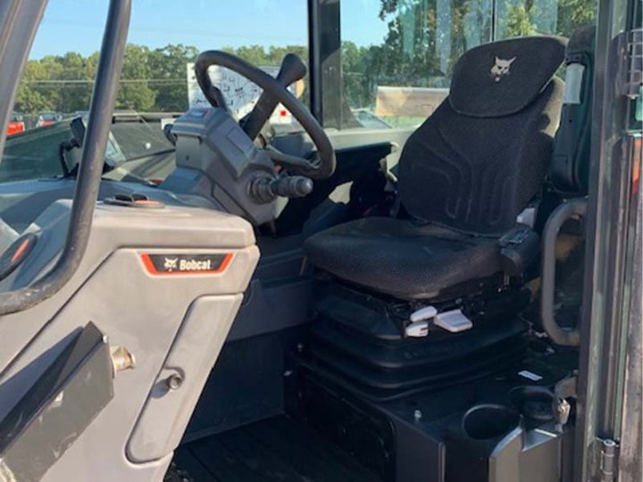 Buy a Used 2022 TL923 VERSAHANDLER - KC Bobcat