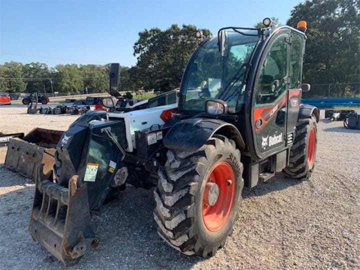 Buy a Used 2022 TL923 VERSAHANDLER - KC Bobcat