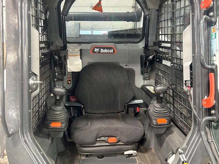 Buy a Used 2023 T86 COMPACT TRACK LOADER - KC Bobcat