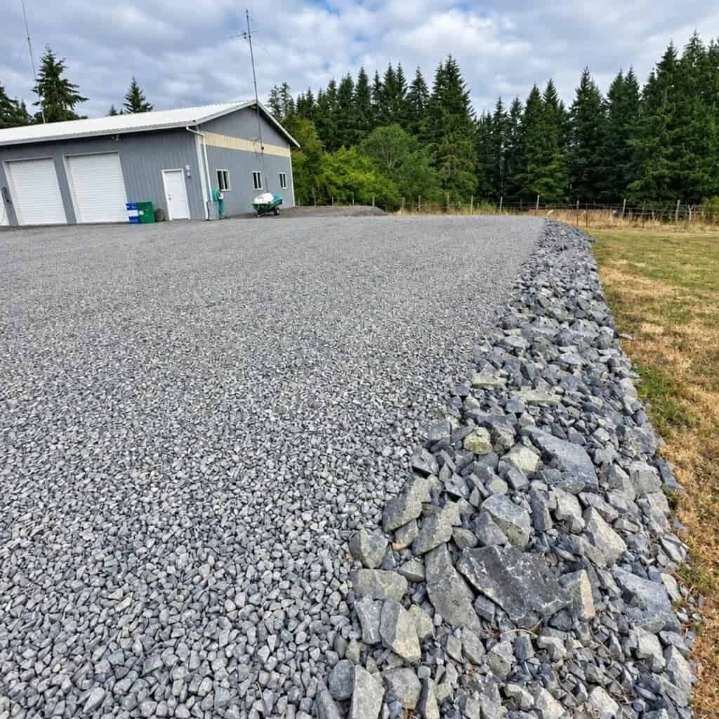 gravel pad (sq)