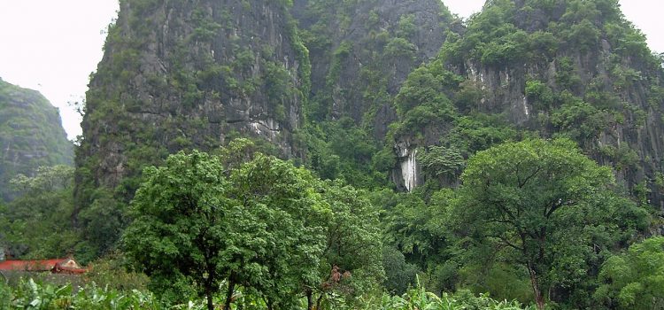 Ninh Binh sightseeing in the rain Ninh Binh: Sightseeing in the rain
