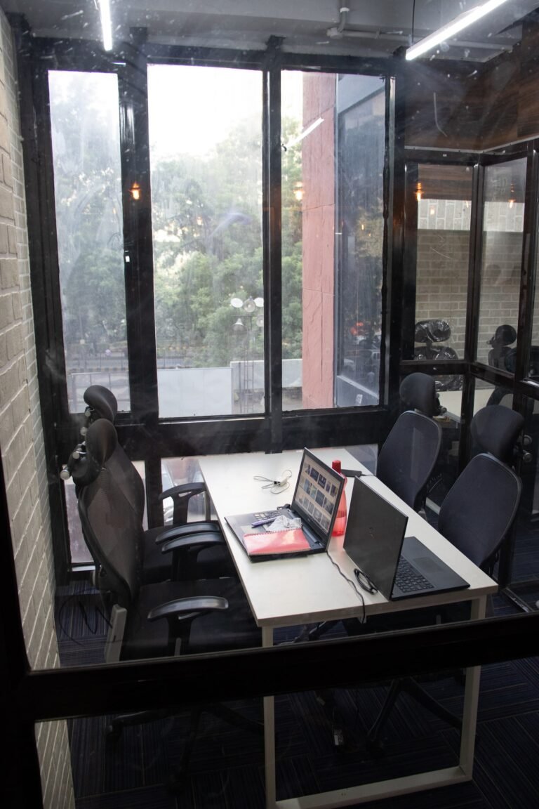 mydesk-8-min