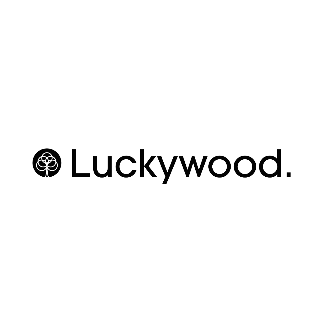 Logo Luckywood, Referenzen Olivia Anina Brand Studio