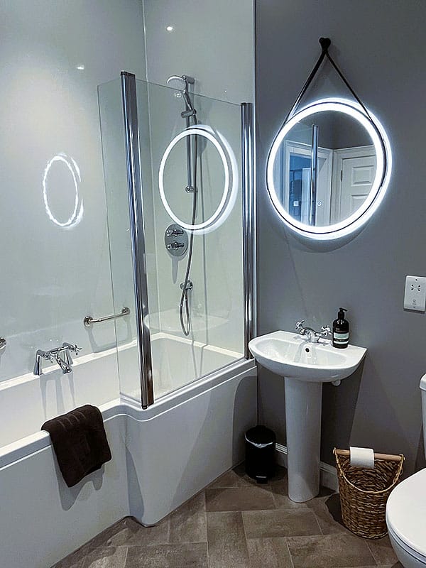 Master Ensuite