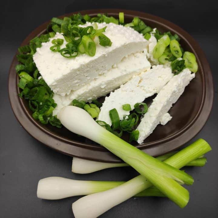 Polish cottage cheese with spring onions.