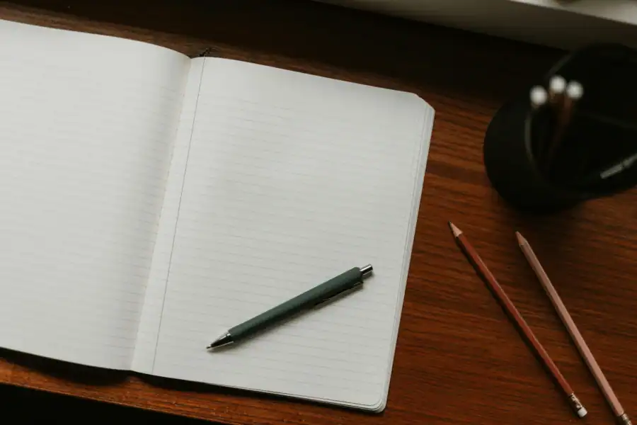 AI for legal content: from blank page to first draft (without losing your voice)