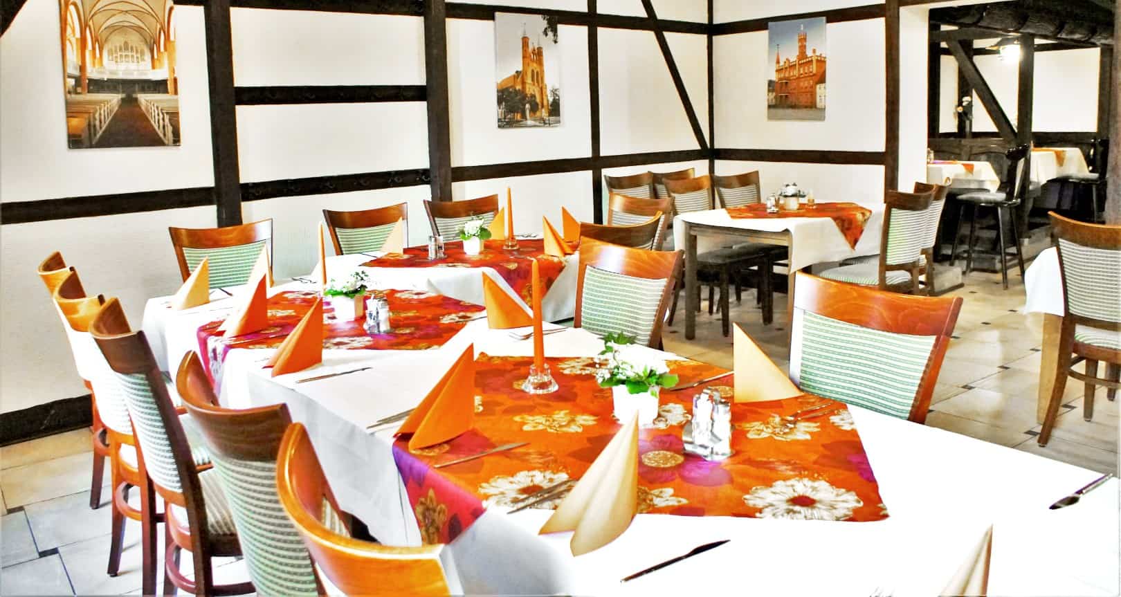 Bluhms Hotel Restaurant