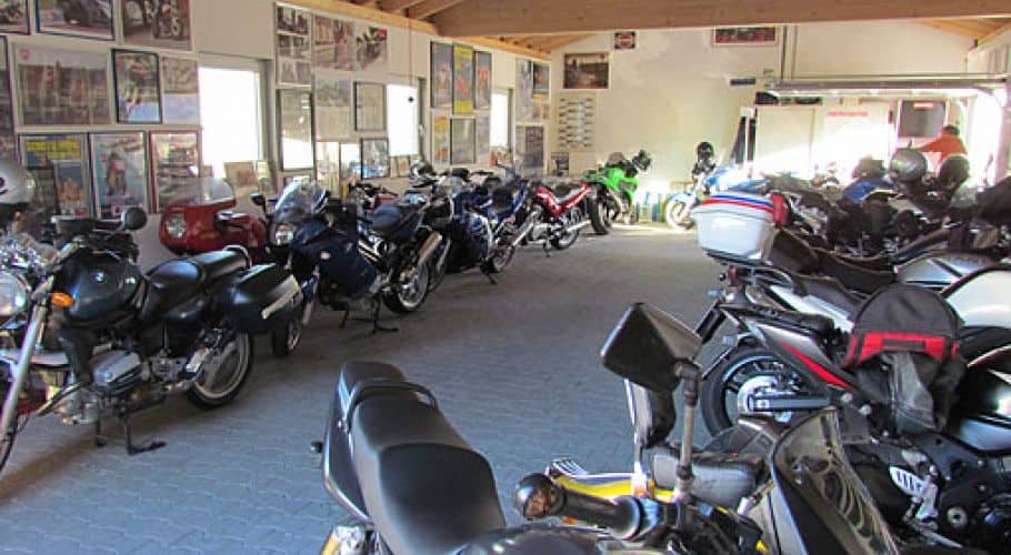 Hotel Hüllen Garage