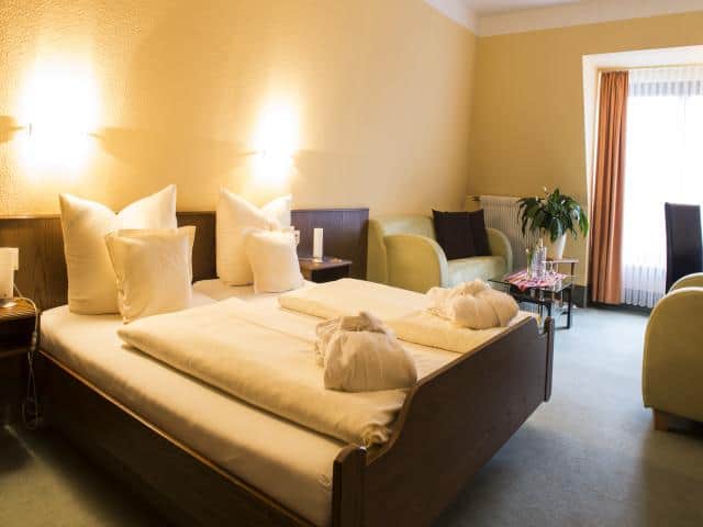 Hotel Vierjahreszeiten Zimmer