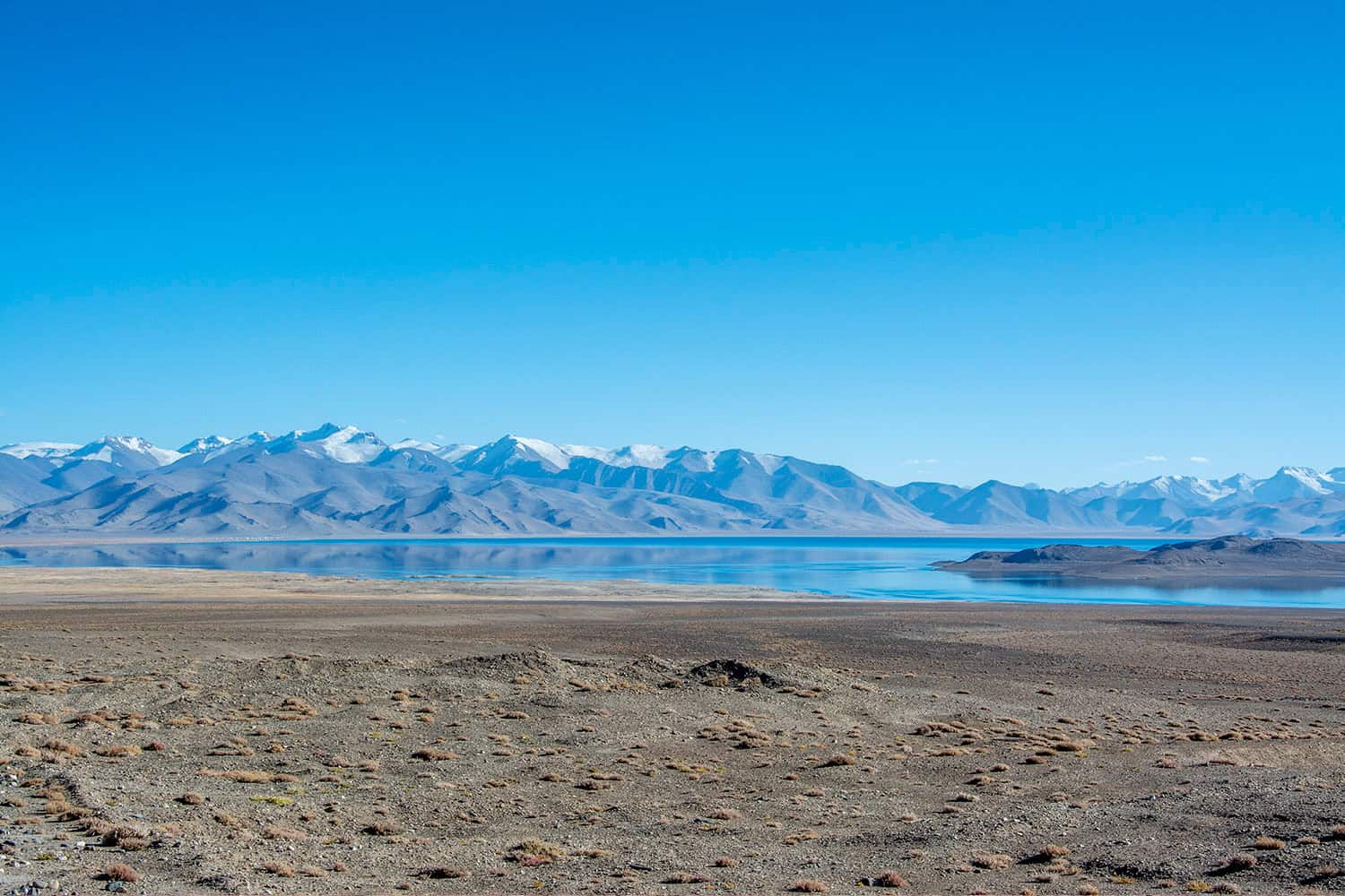 karakul_lake_dushanbe_bishkek_pamir_highway