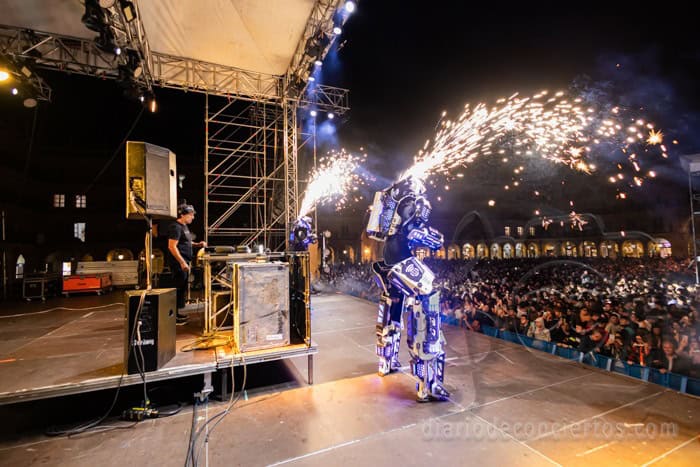 Los 40Sessions convierten la Plaza Mayor en una gran pista de baile