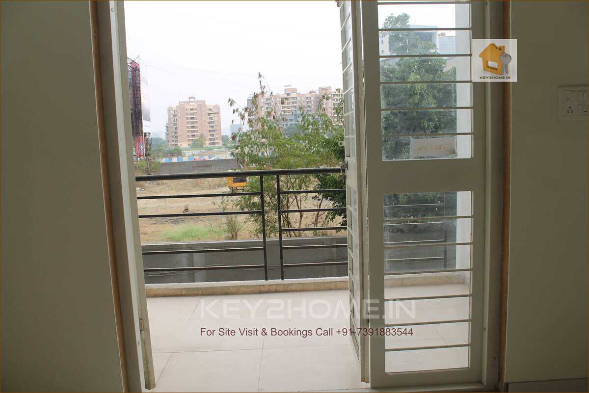 2 bhk sale Wakad Hinjewadi Bridge Grandiose balcony