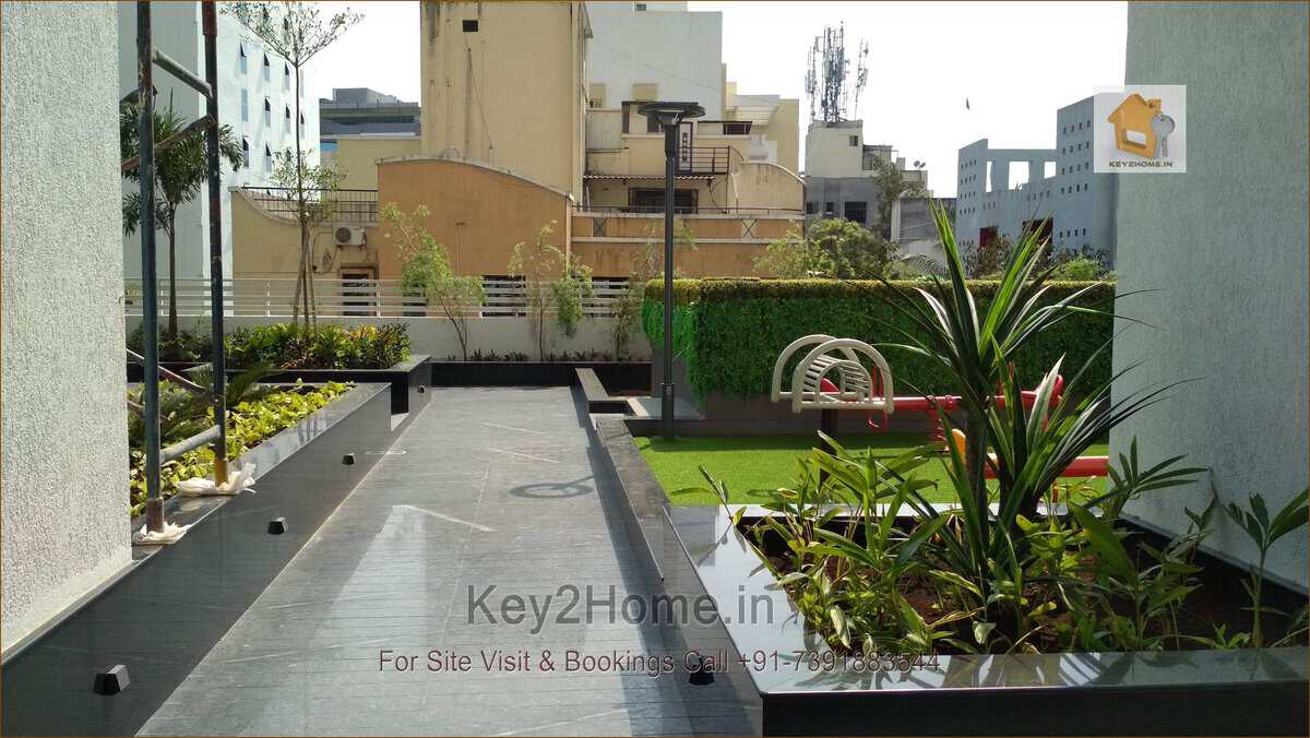 Big size 4 BHK apartments in Baner for sale at Emirus Project