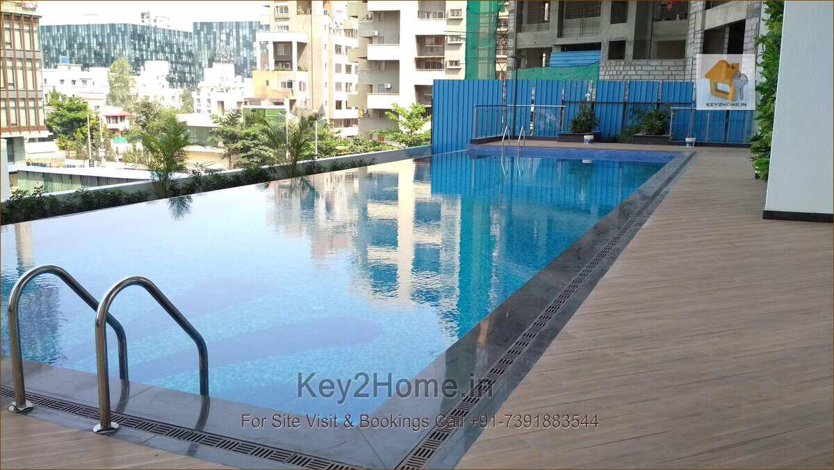 Big size 4 BHK apartments in Baner for sale at Emirus Project