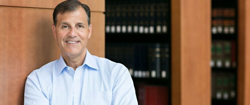 hogan lovells managing partner