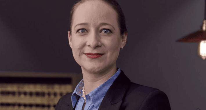 The Barrister Who Beat “Blowtorch Competition” And Pressure