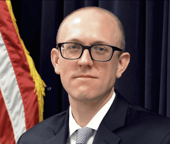 Lawfuel law star Leo Wise