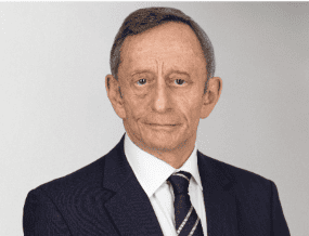 Lawyers Call For Removal of Gay Chief Justice