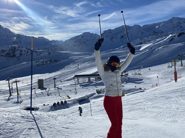 Corporate Ski incentive skiing in the sunshine