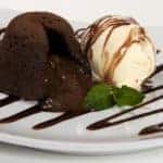 Petit Gateau de Chocolate