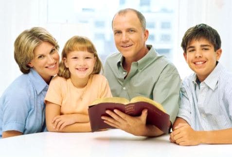 Família Unida com Deus